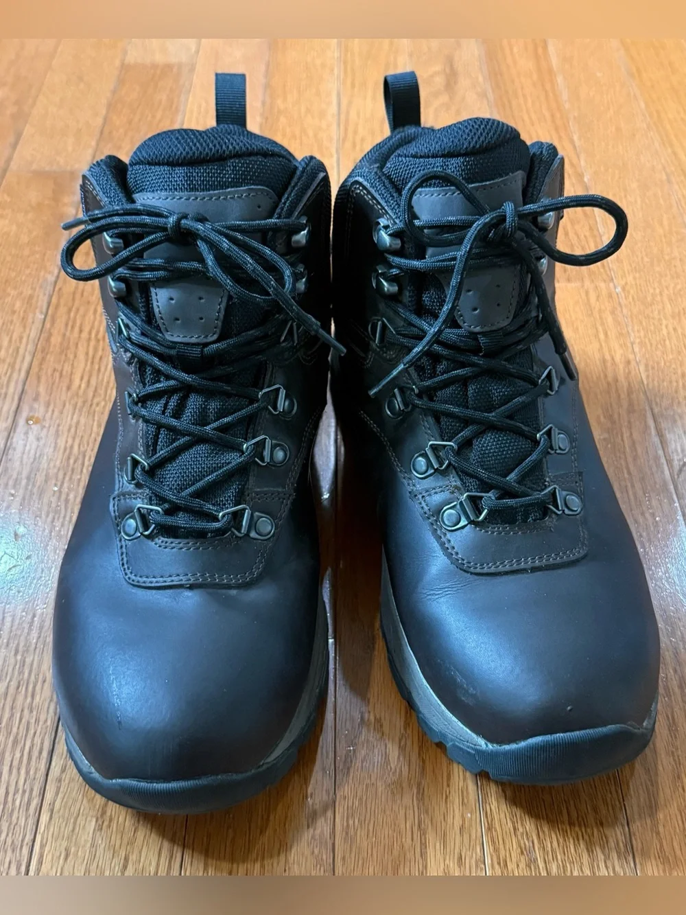 Eddie Bauer Men's 10.5 Everett Waterproof Leather Hiking Boots Trail Shoes 78703